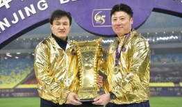 舒畅足球爆料最新消息视频,揭秘赛场幕后精彩瞬间